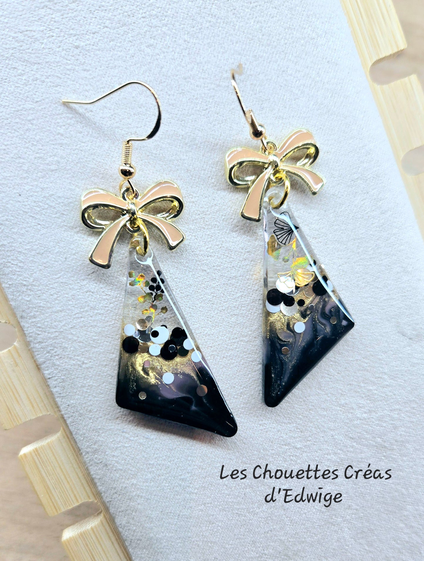 Boucles d'oreilles avec nœuds