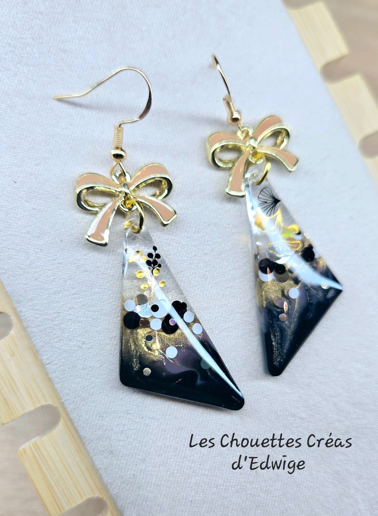 Boucles d'oreilles avec nœuds