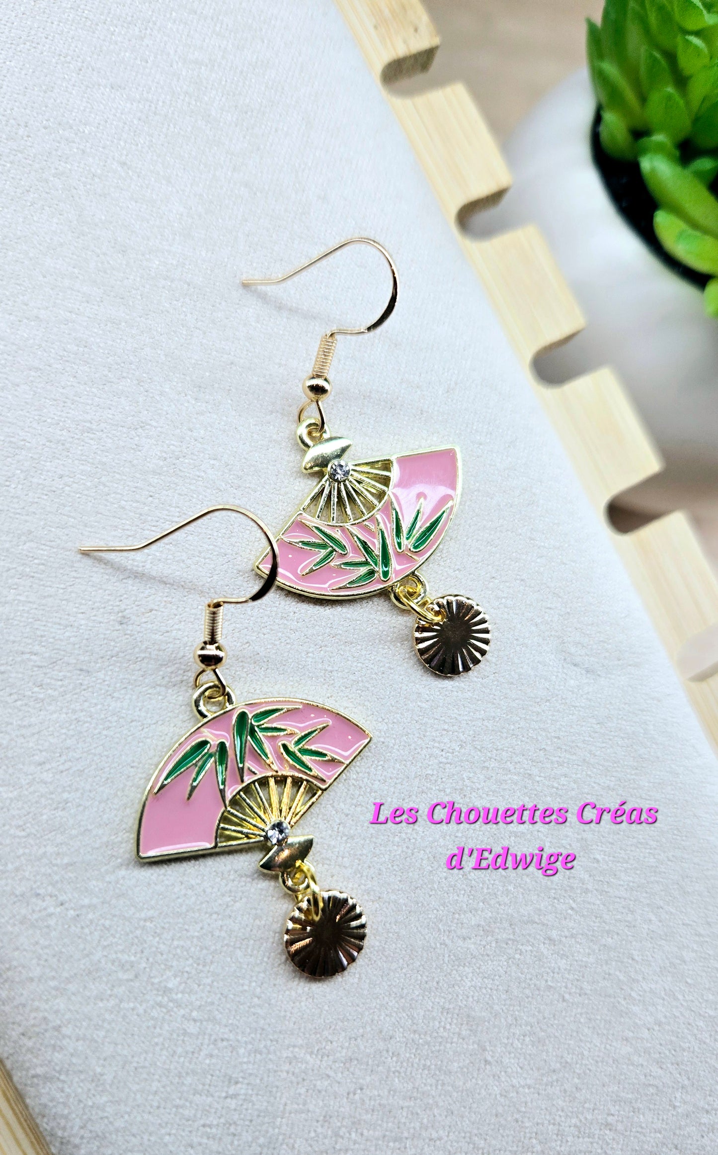 Boucles d'oreilles éventails roses