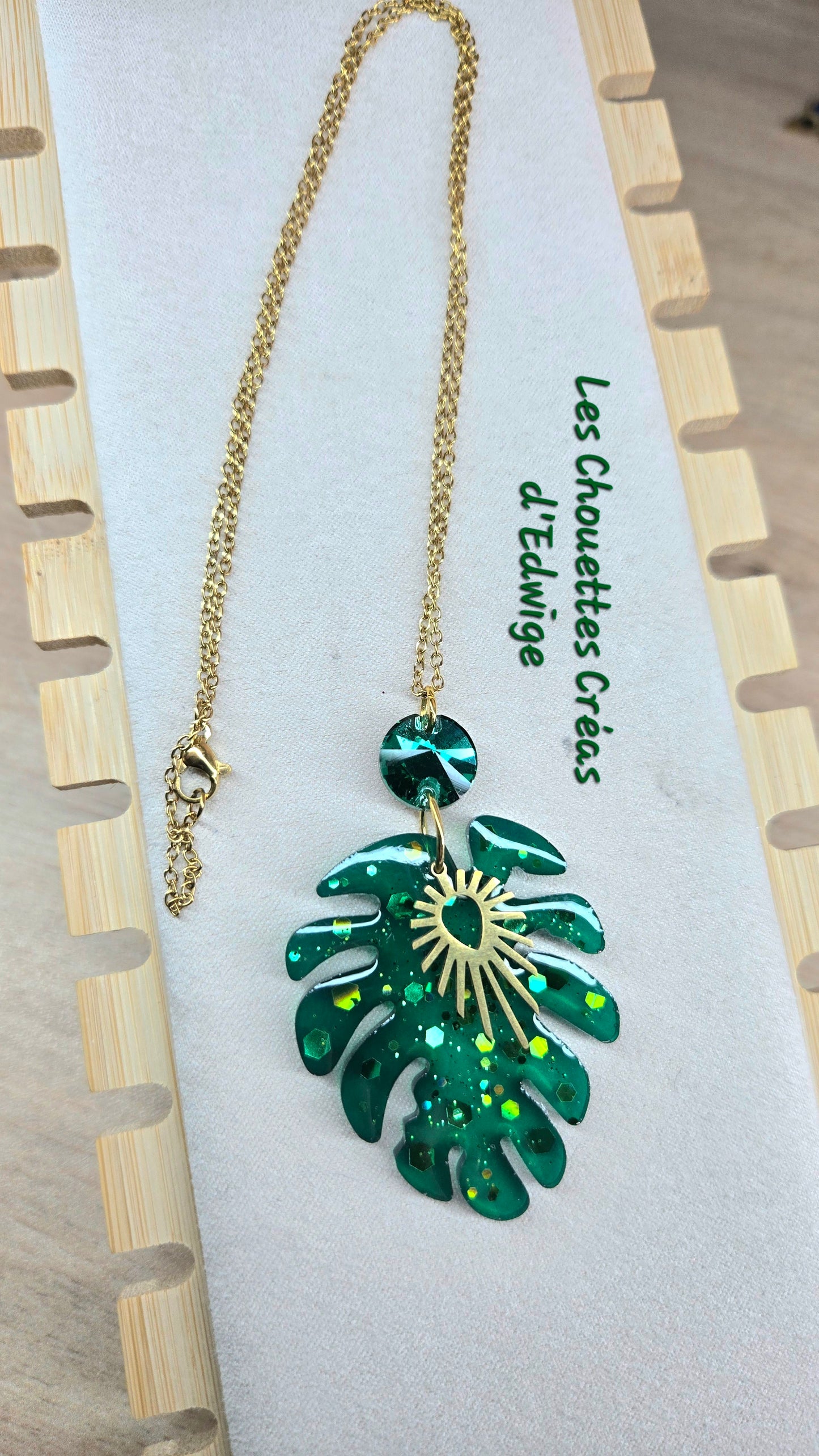 Collier monstera
