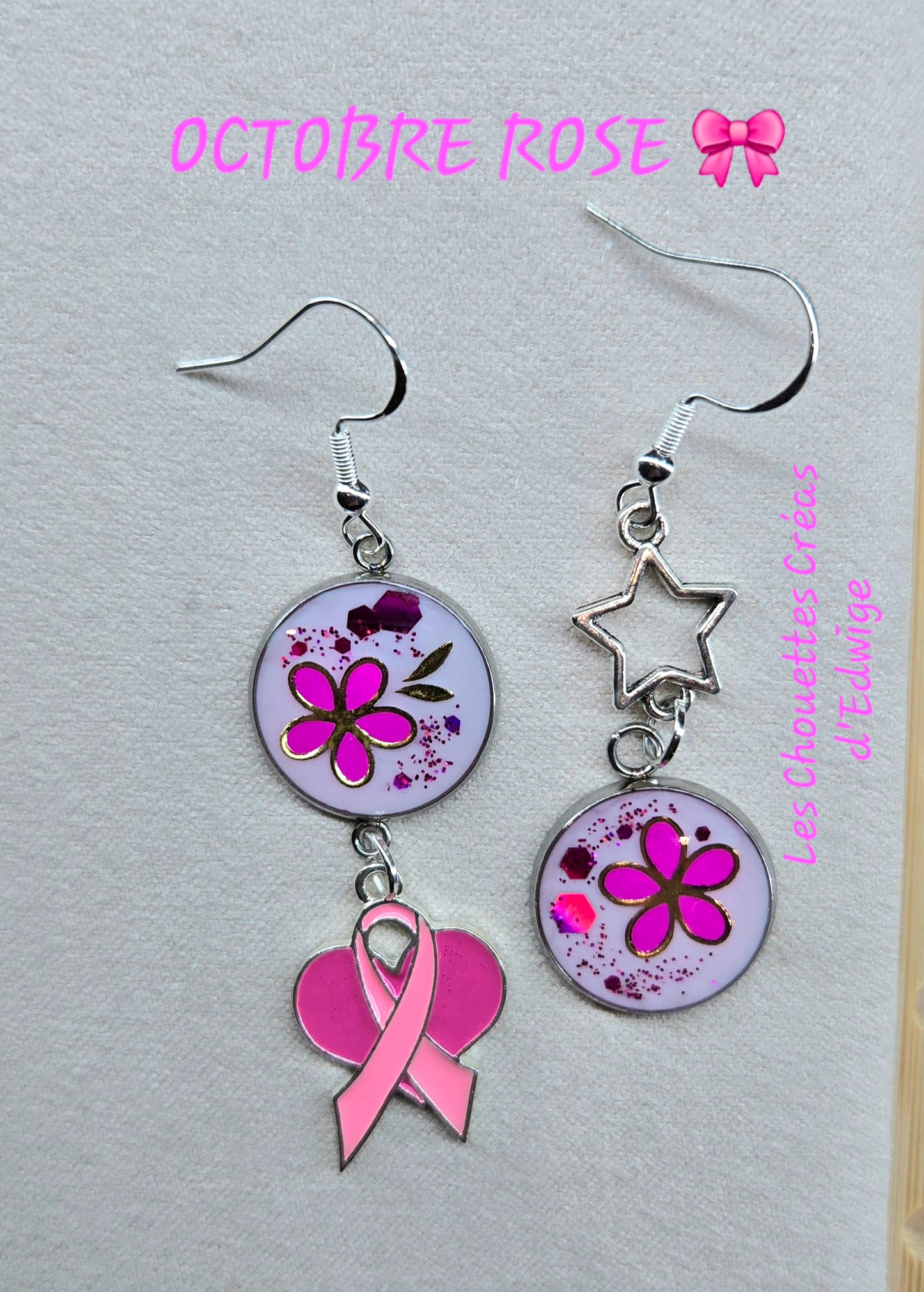 Boucles d'oreilles Octobre Rose avec coeur et ruban