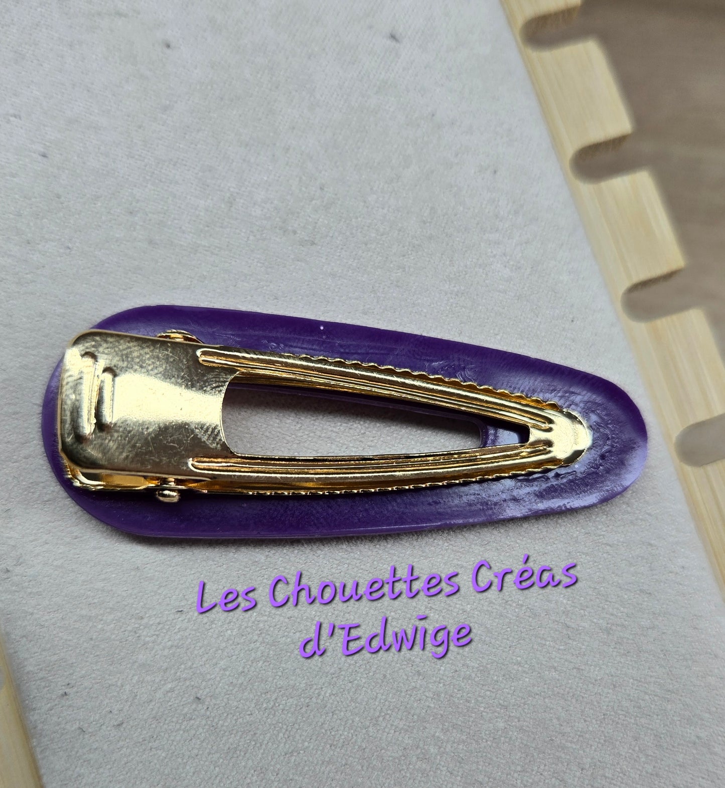 Barrette violette