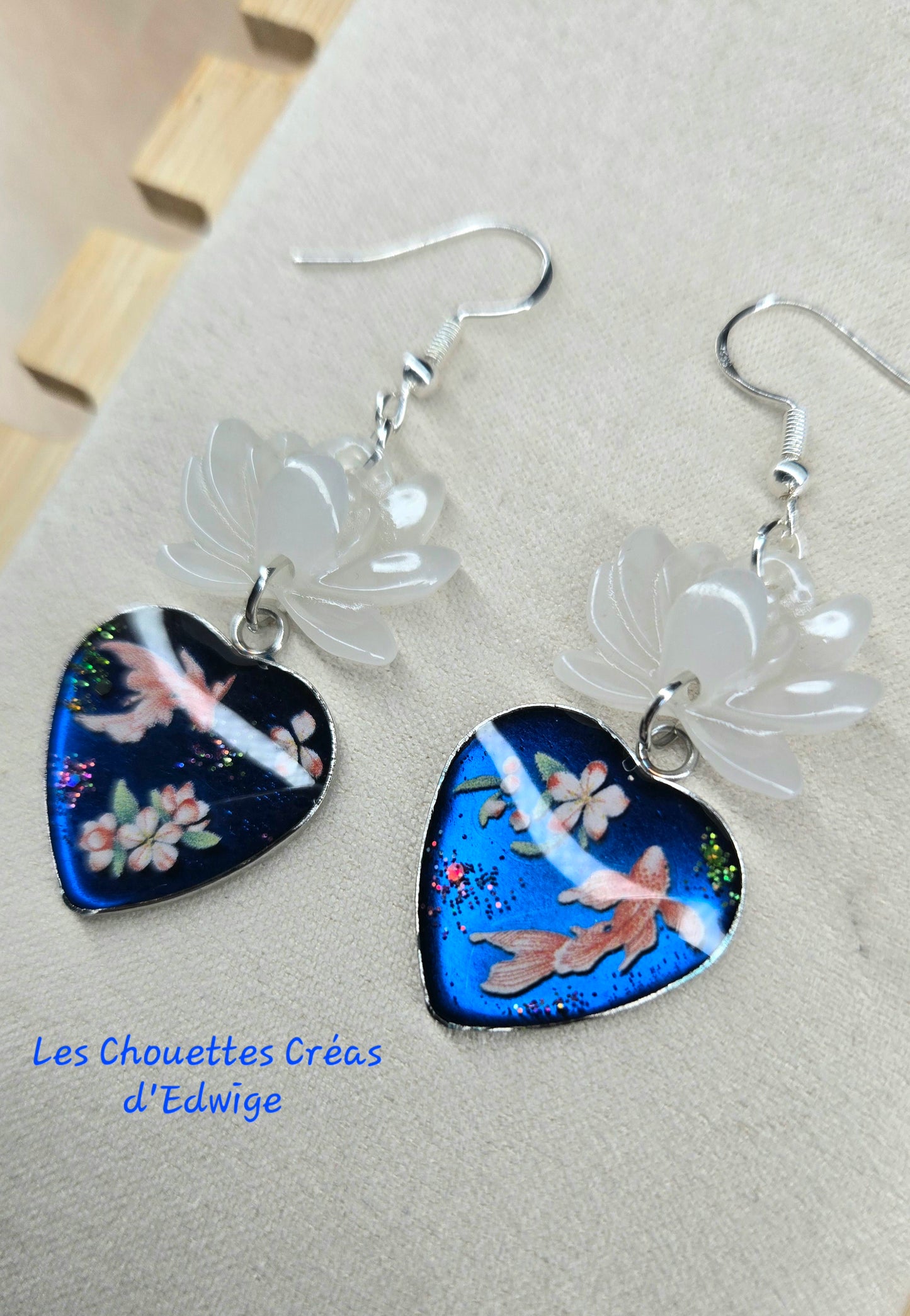 Boucles d'oreilles cœurs et lotus
