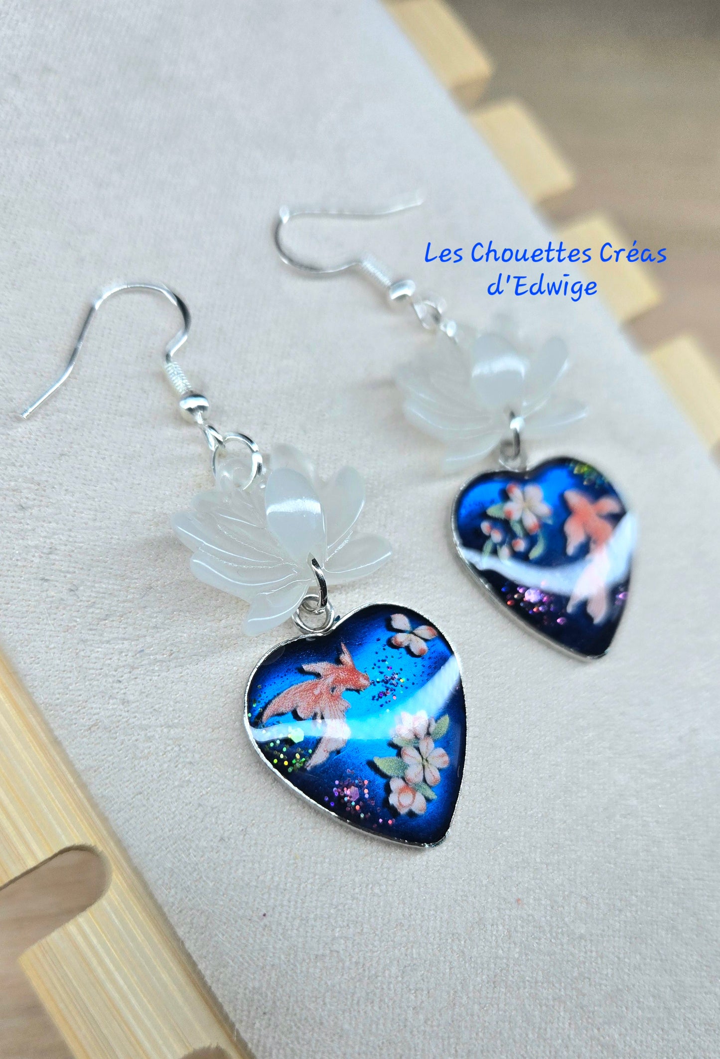 Boucles d'oreilles cœurs et lotus