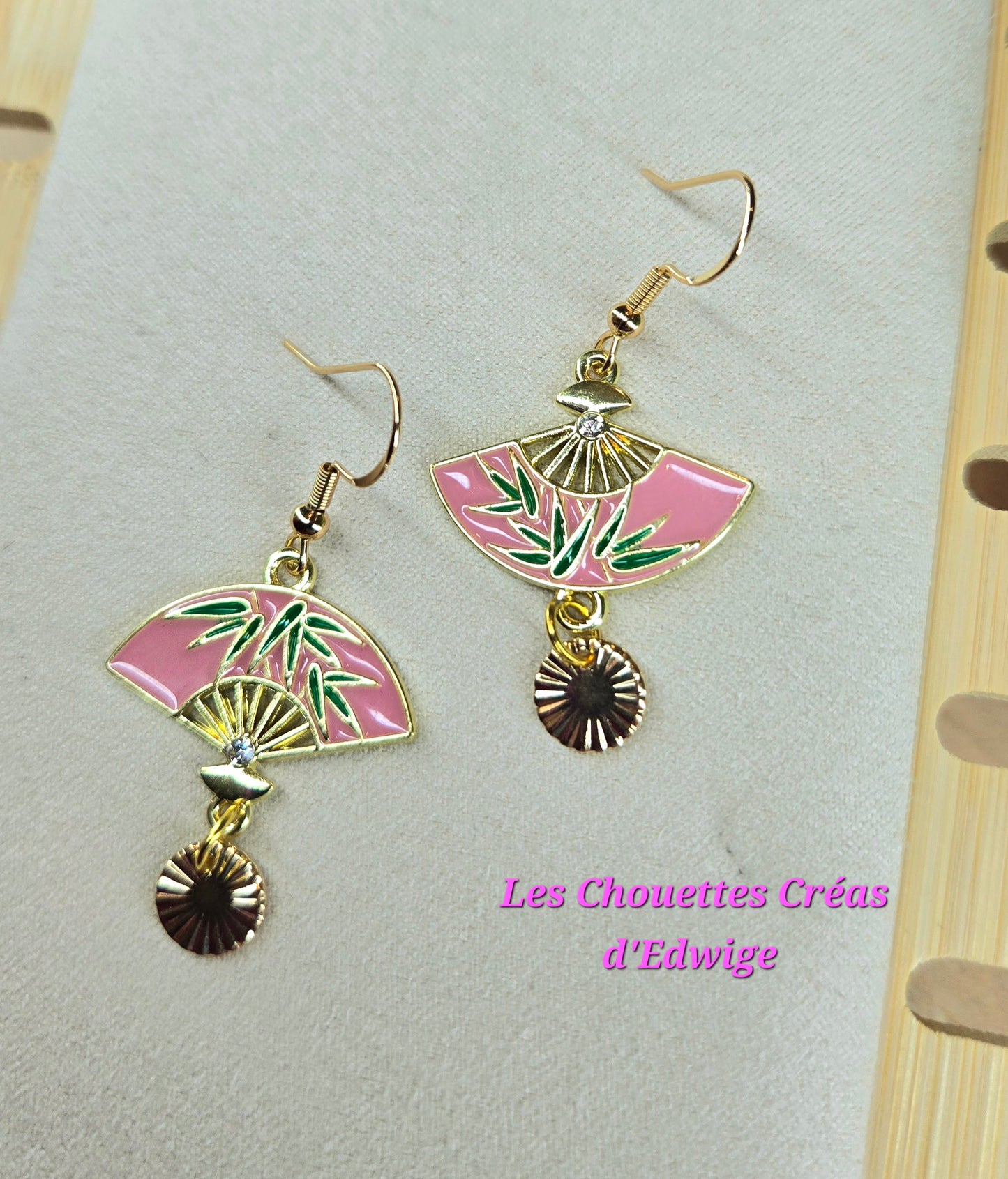 Boucles d'oreilles éventails roses