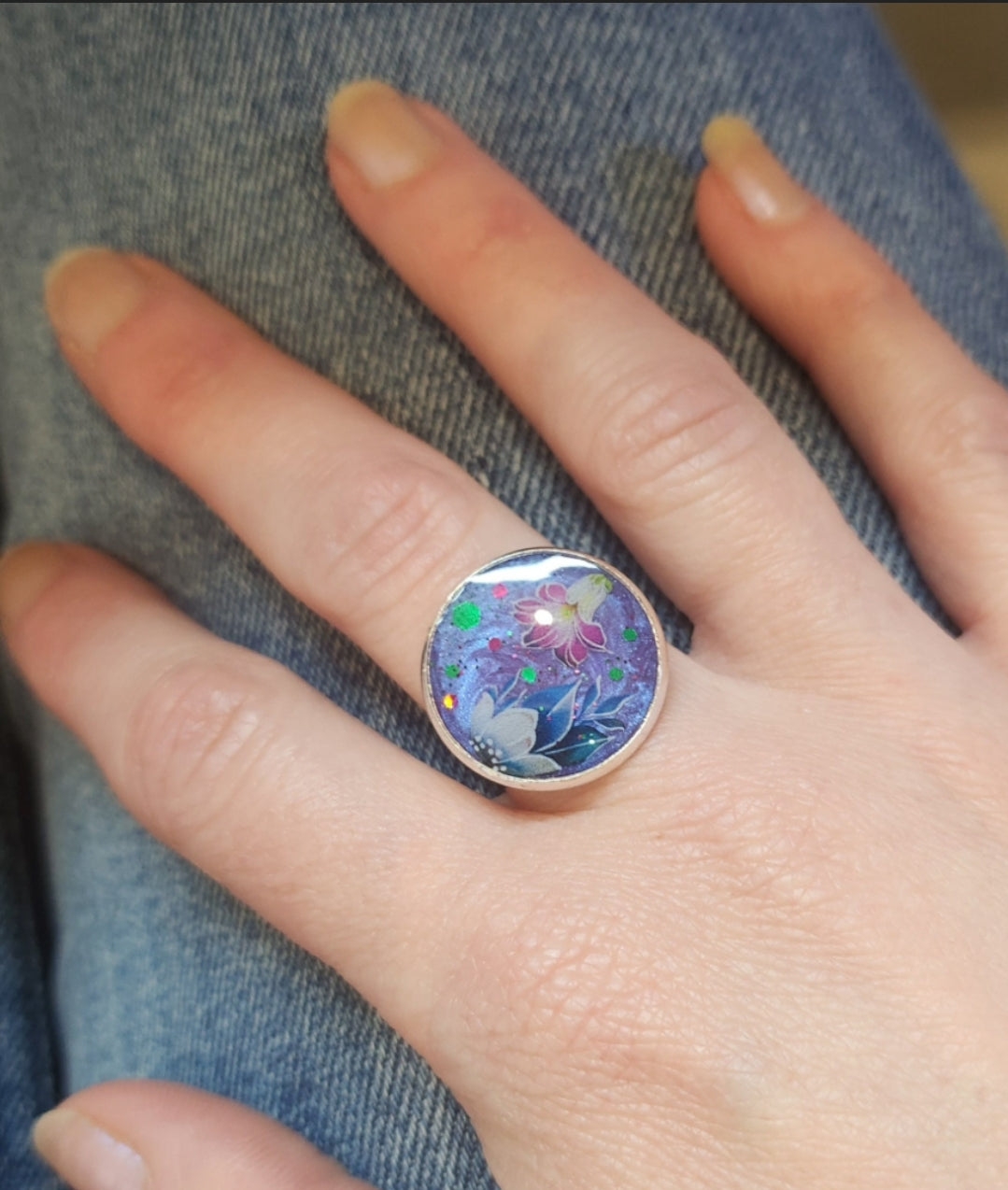 Bague fleurie violette