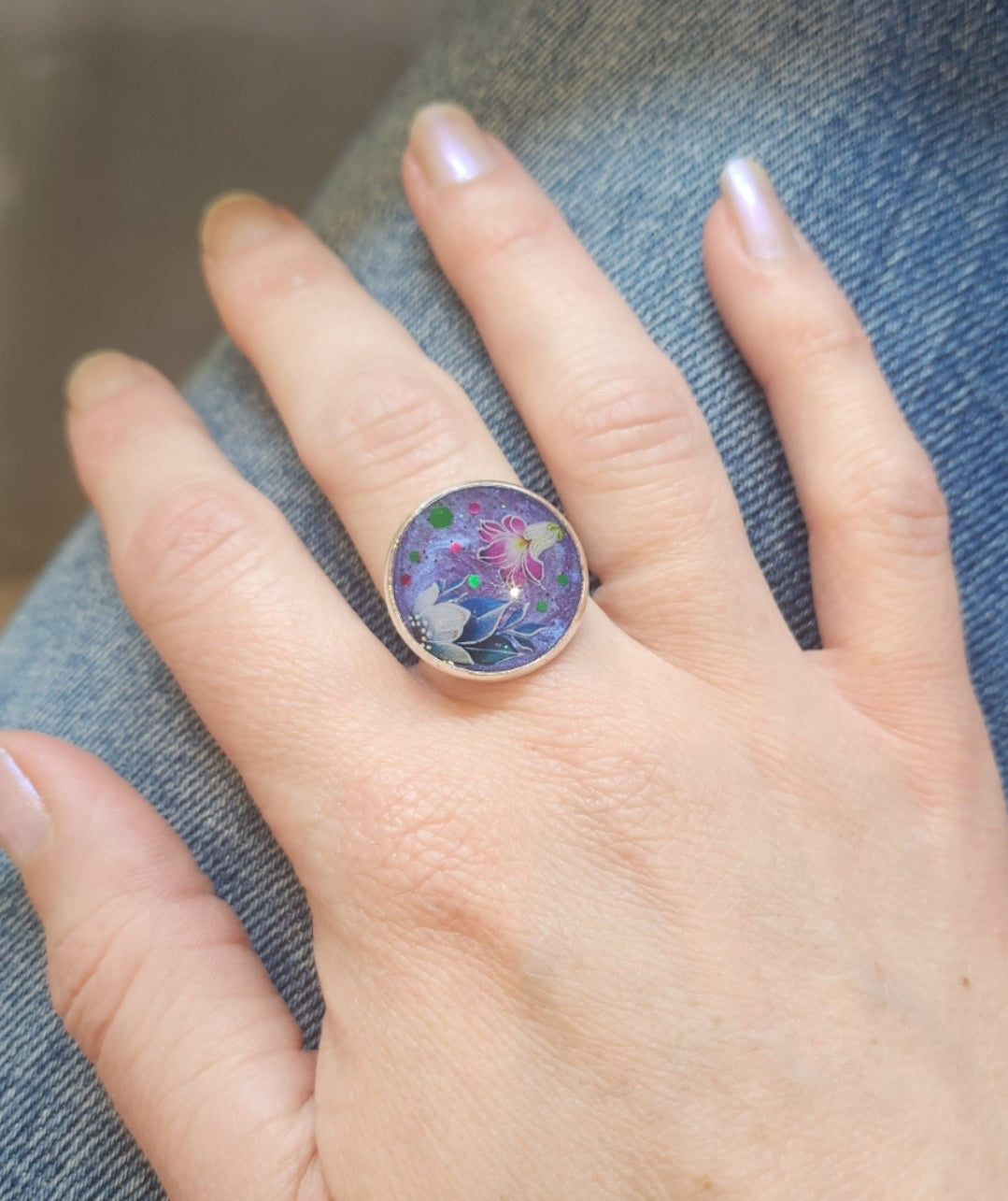 Bague fleurie violette