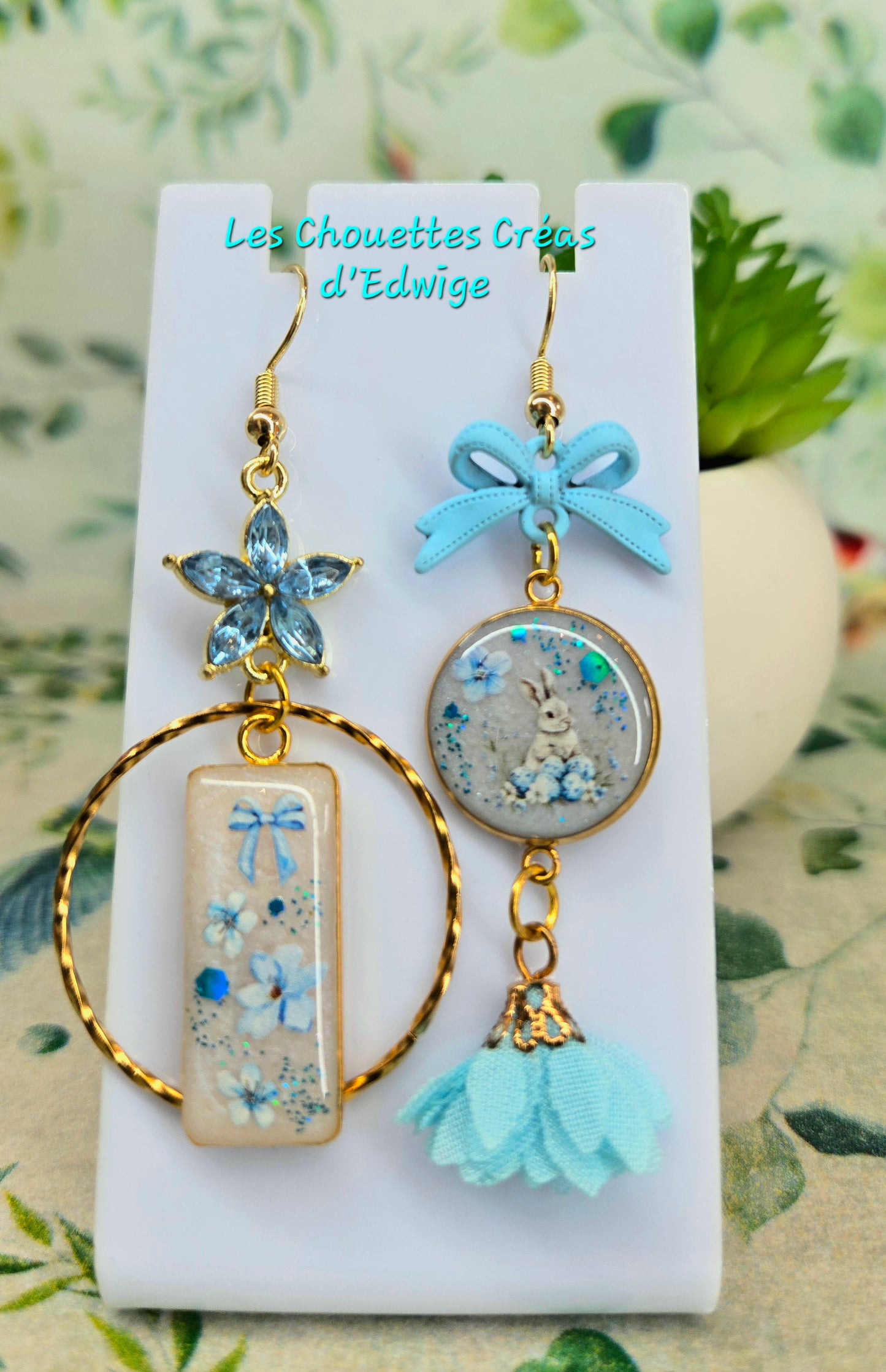 Boucles d'oreilles dépareillées lapin de Pâques