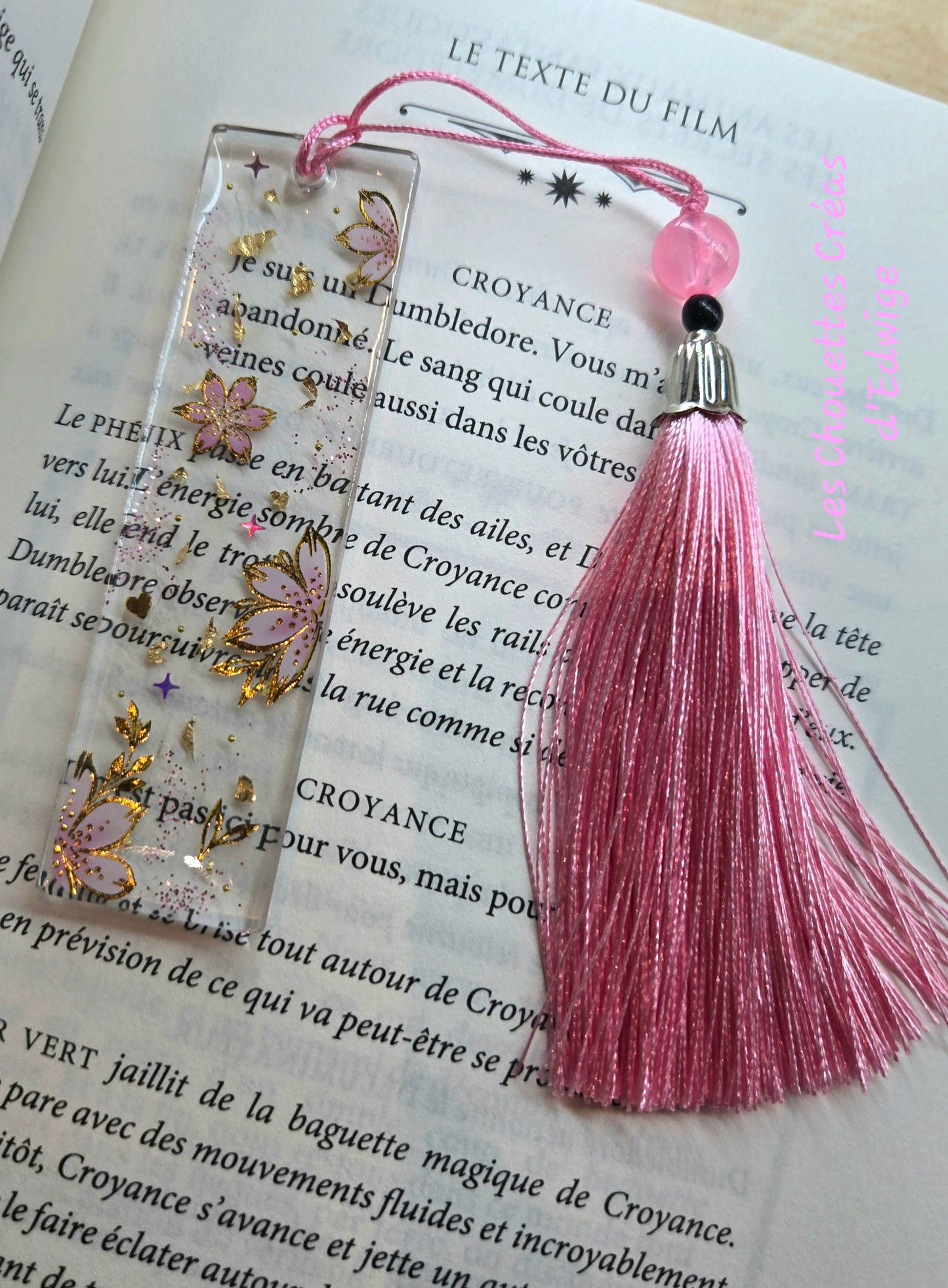 Marque-pages avec fleurs roses